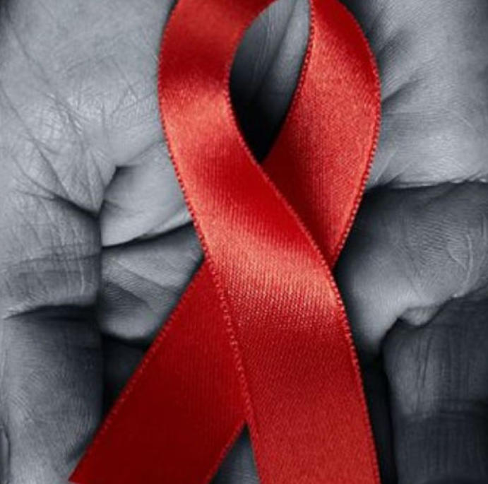 只是“蹭一蹭”会不会感染艾滋病？