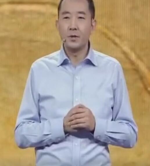 “全国优秀县委书记”陈行甲裸辞：网红书记辞